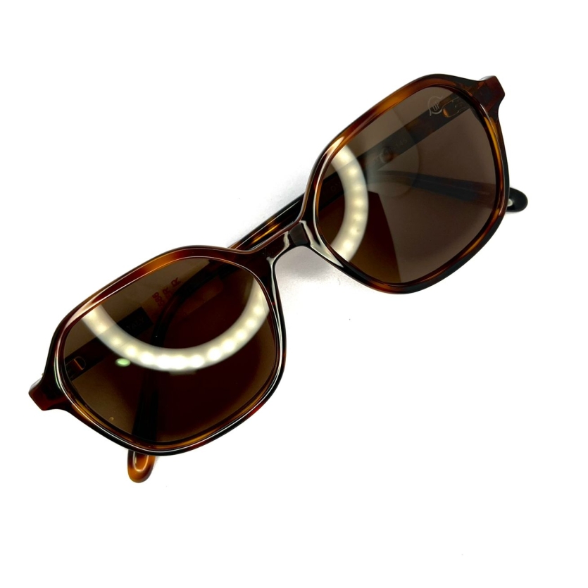 Óculos de sol UPSCALE