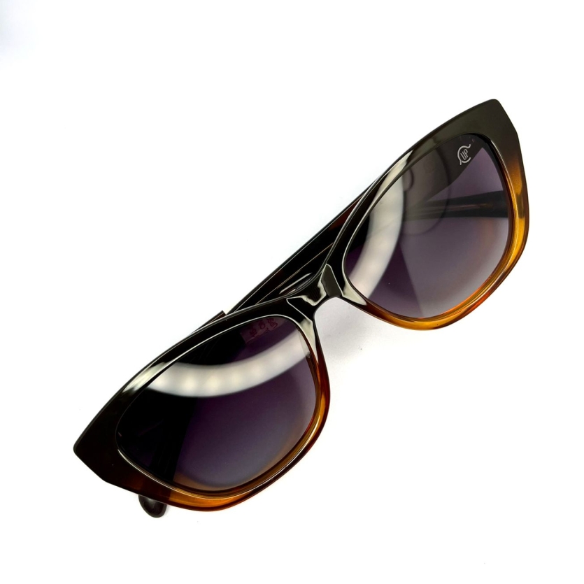 Óculos de sol UPSCALE